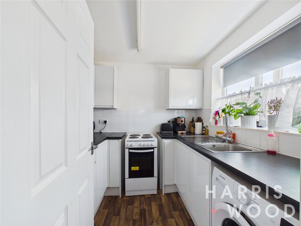 Property photo 2 of 15 Picture No. 02
