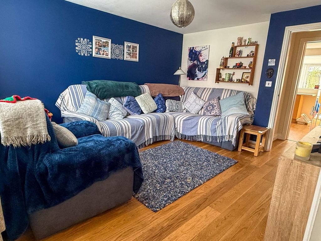 Property photo 3 of 24