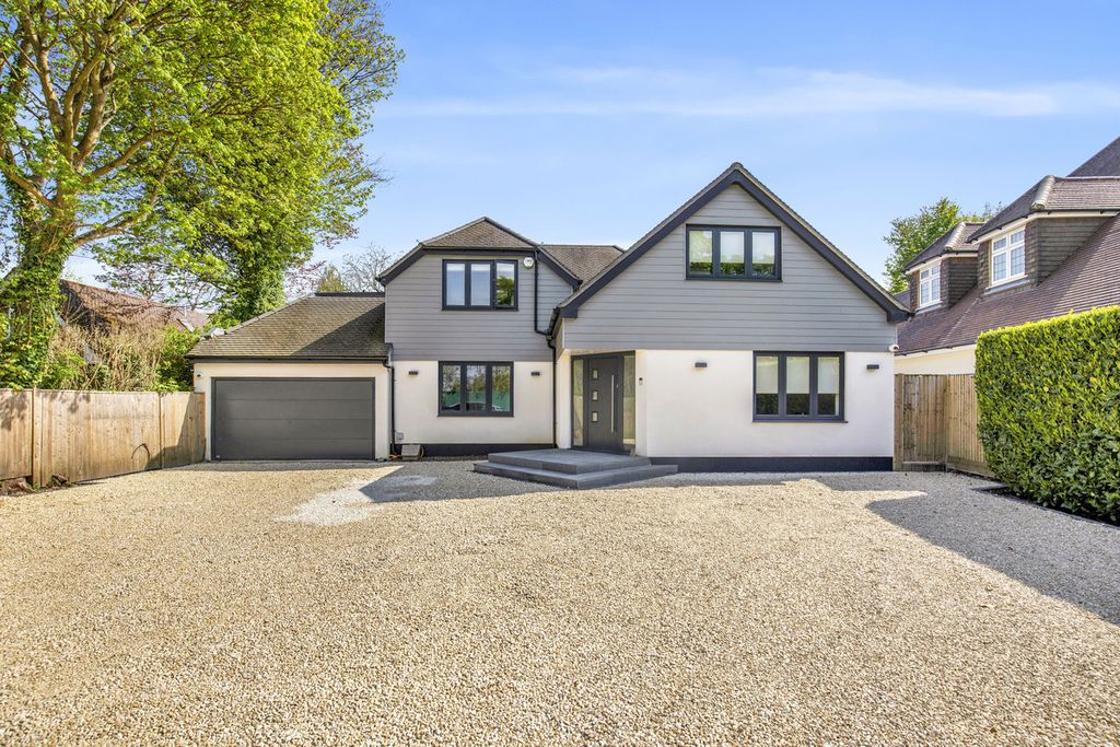 Property photo 1 of 25