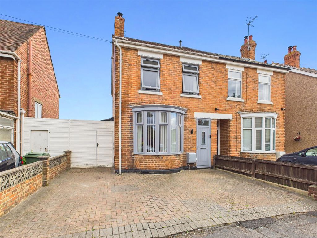 Property photo 1 of 25
