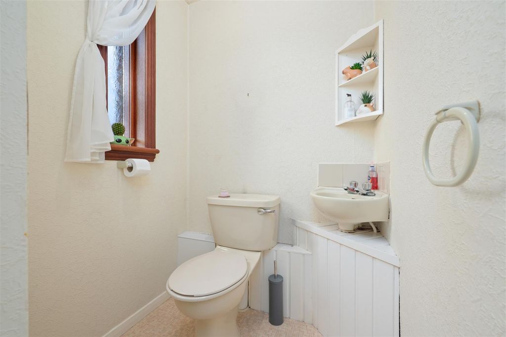 Property photo 3 of 24 Property Image 3