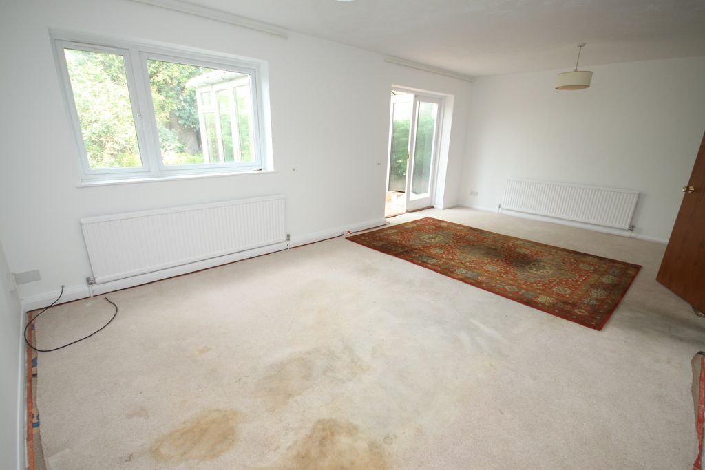 Property photo 3 of 24
