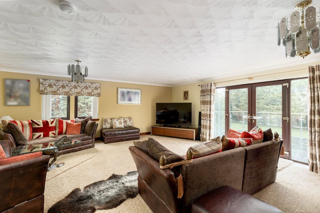 Property photo 3 of 23 Picture No. 58