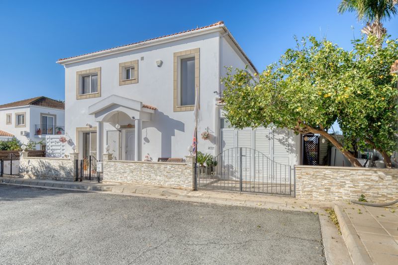 Property photo 1 of 26 Front Of The Villa