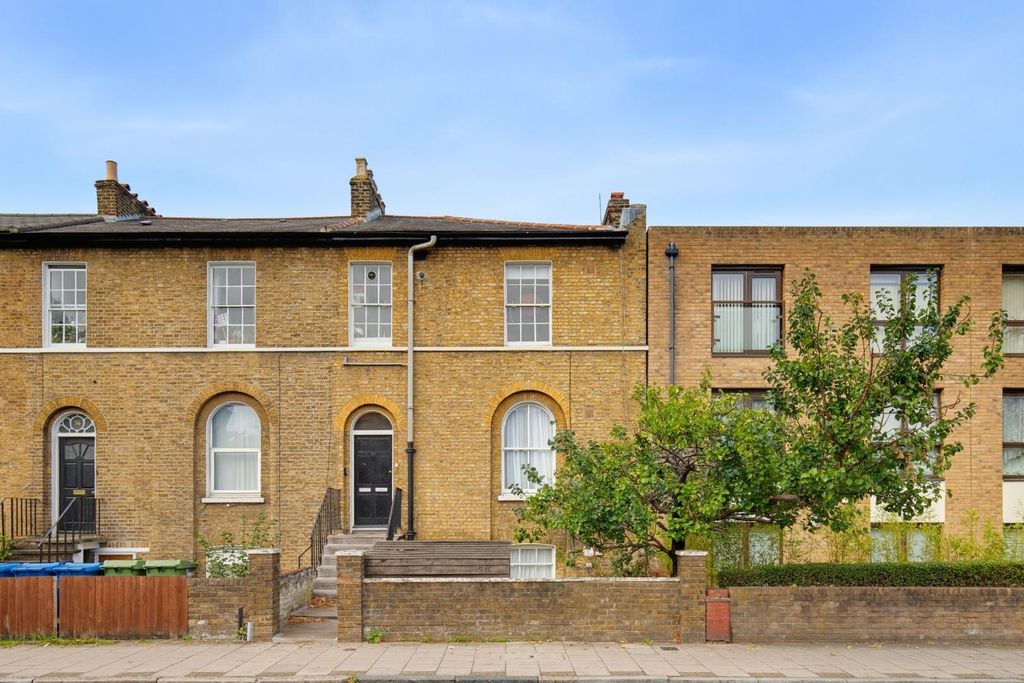 Property photo 1 of 10 Peckhamhillstreet34B-41.Jpg