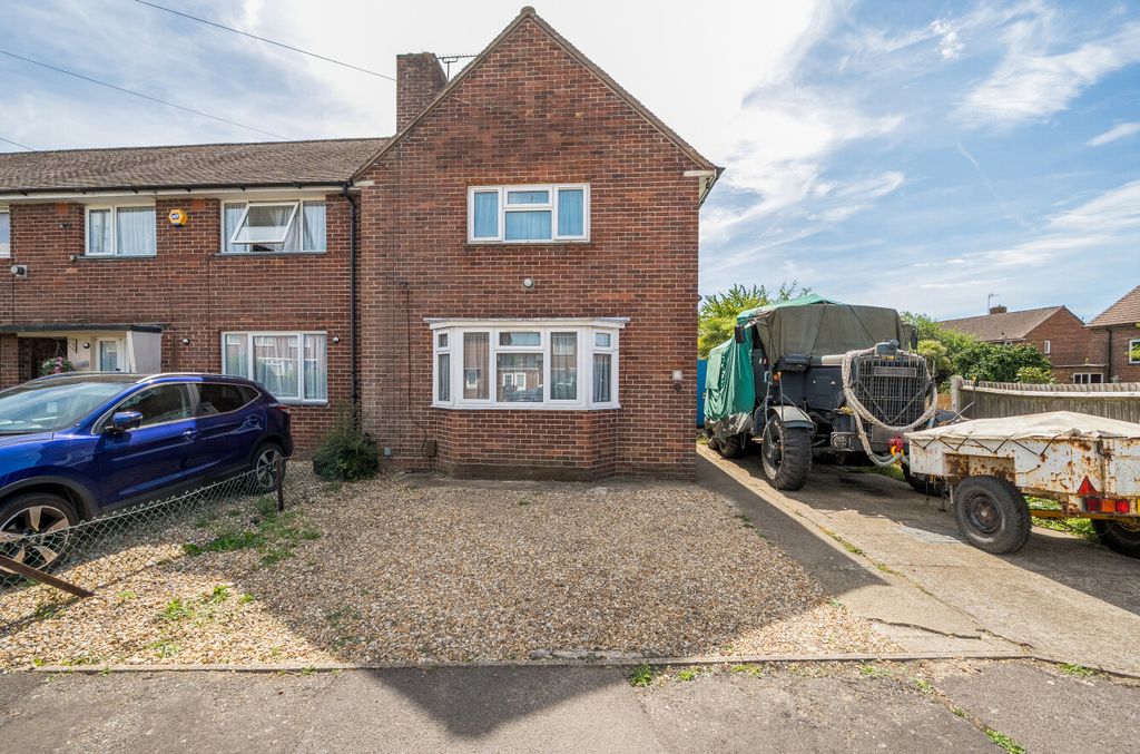 Property photo 1 of 10 1454828-17-6A4B8F...