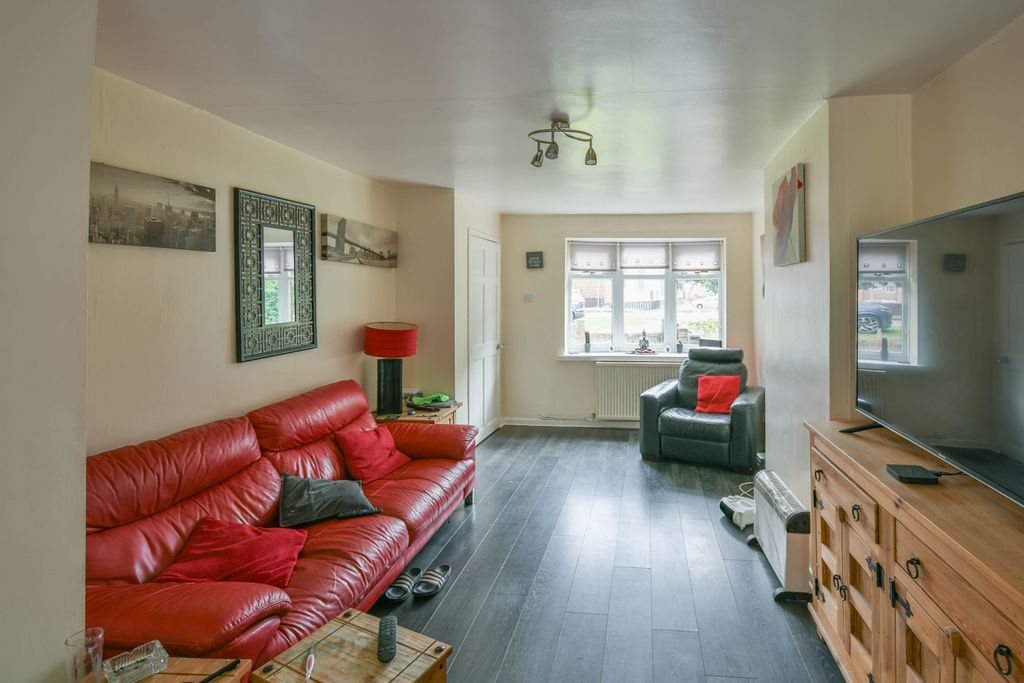 Property photo 2 of 22