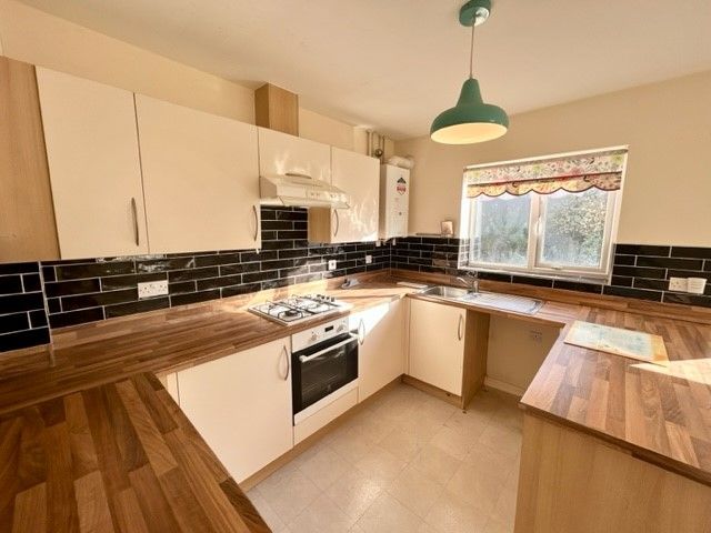 Property photo 2 of 20 Image