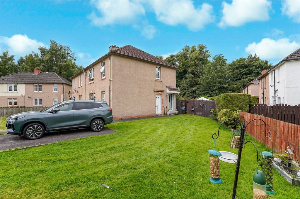 Property photo 1 of 24 Picture No. 23