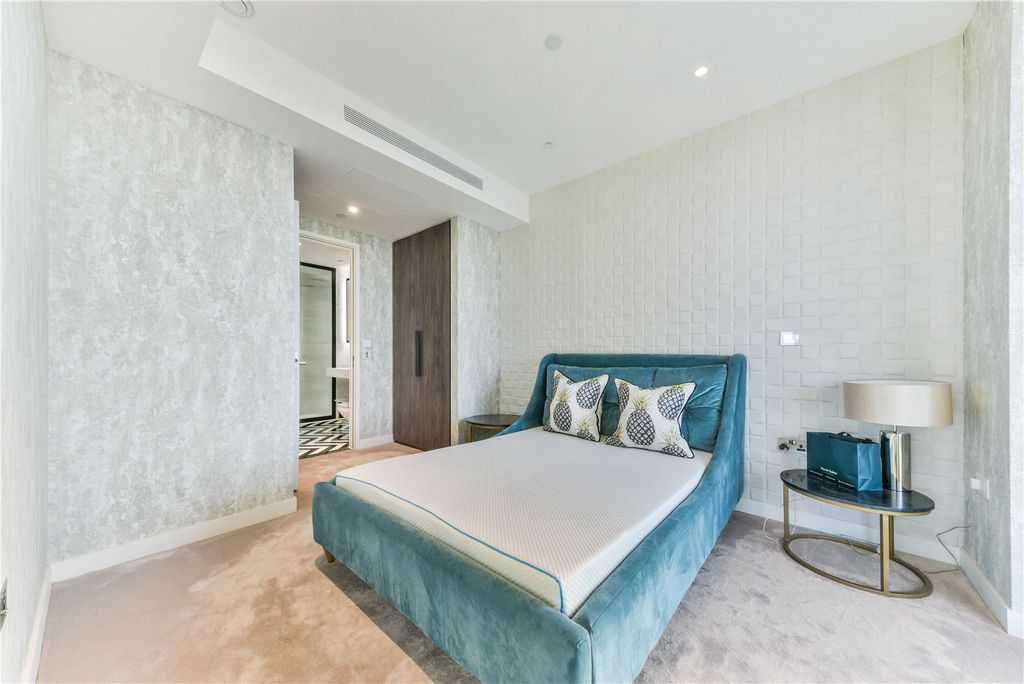 Property photo 2 of 12 Picture No. 11