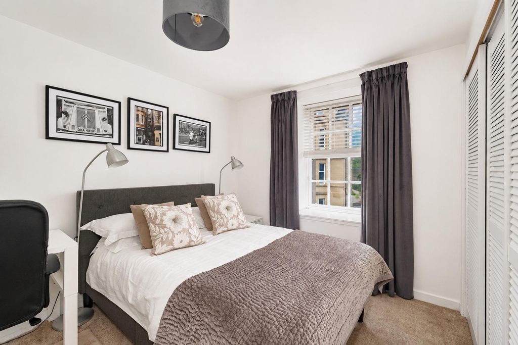 Additional image 12 of 3 bed flat for salePerth Road, Dundee DD1