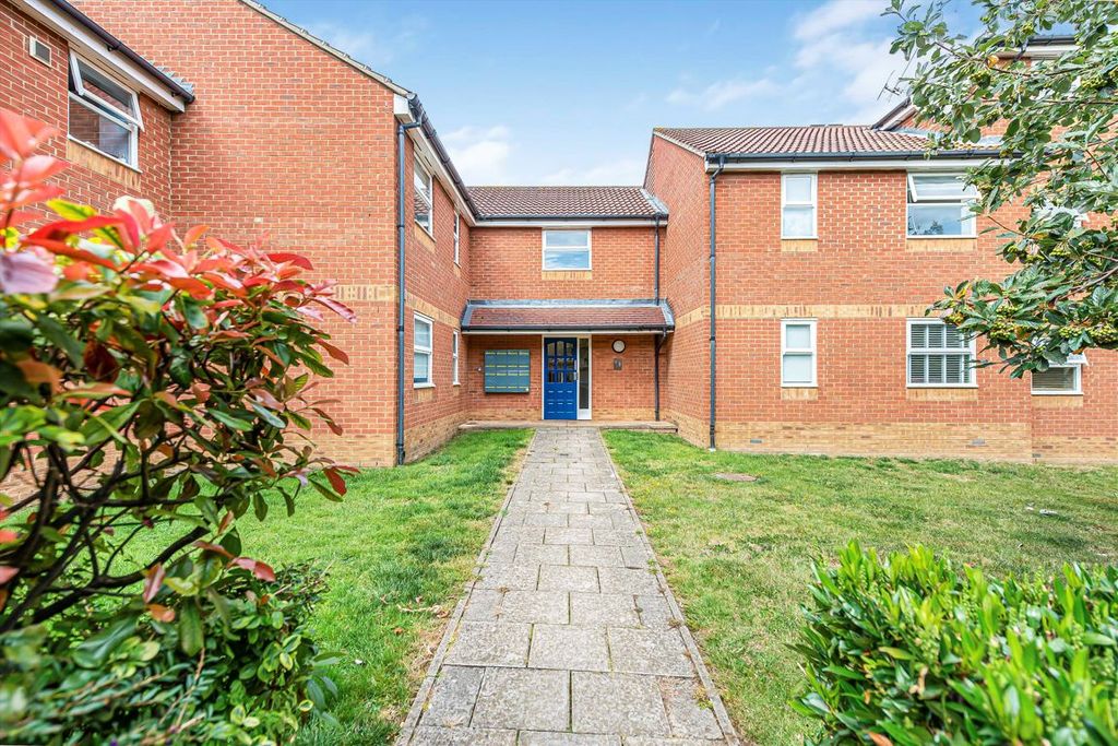 Property photo 1 of 6