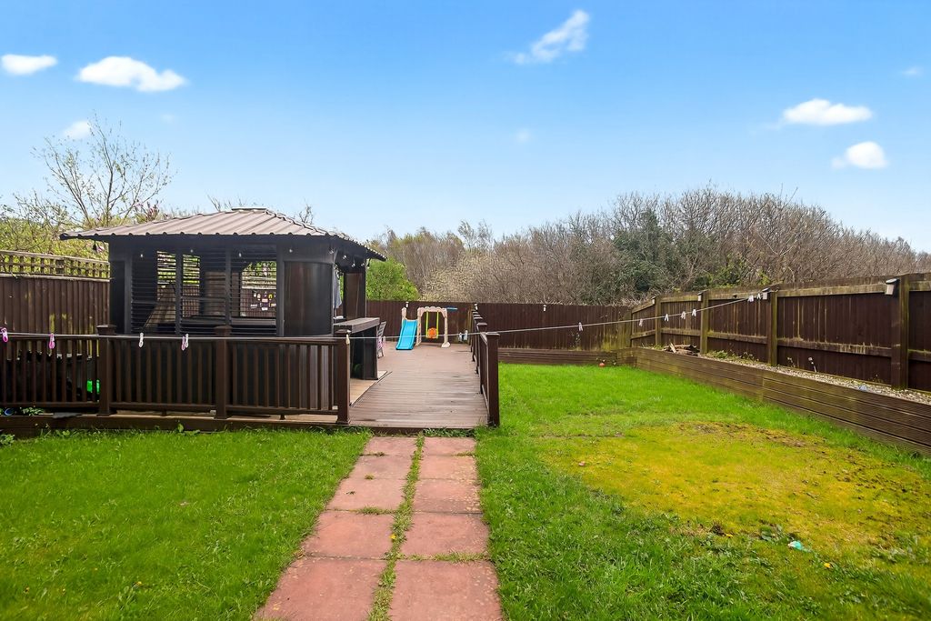Property photo 3 of 29
