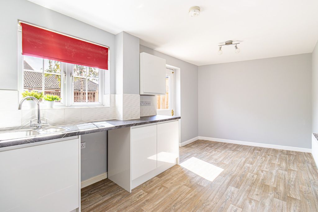 Property photo 3 of 21 5379962