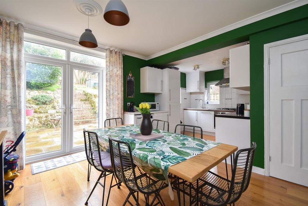 Property photo 2 of 20 Dining Room/Kitchen