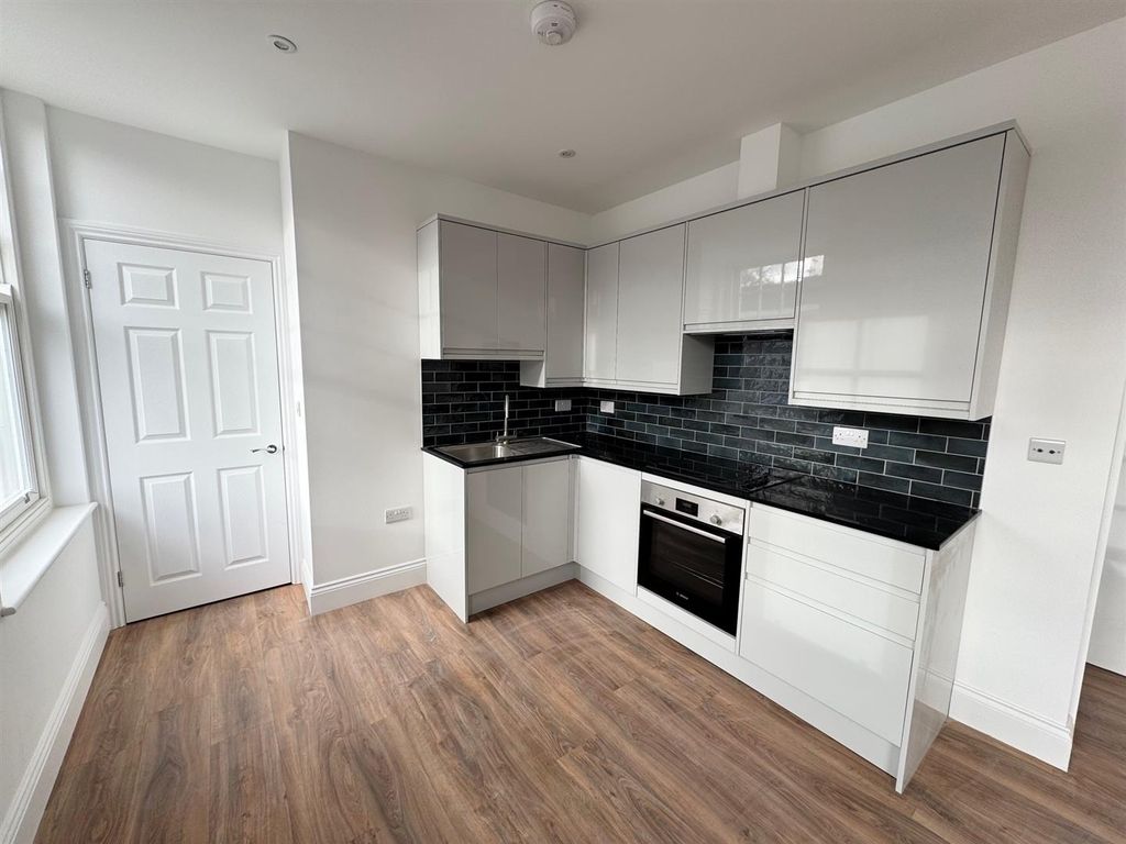 Property photo 2 of 5 Img_6921.Jpg