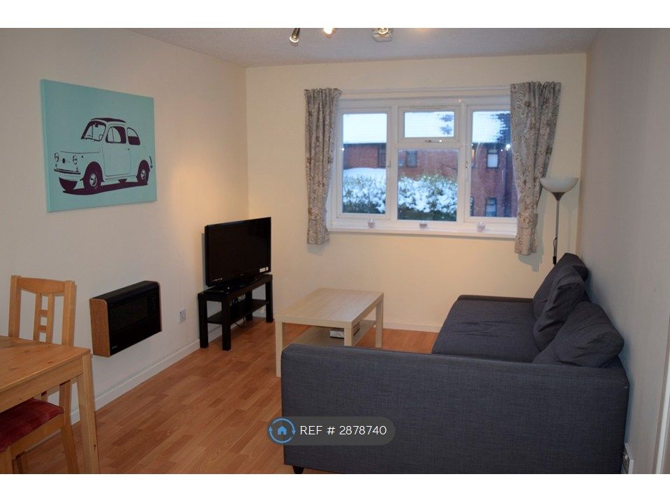 Property photo 2 of 8