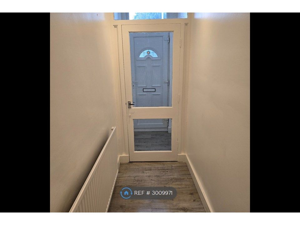 Property photo 3 of 31 2 Doors To Front Entrance