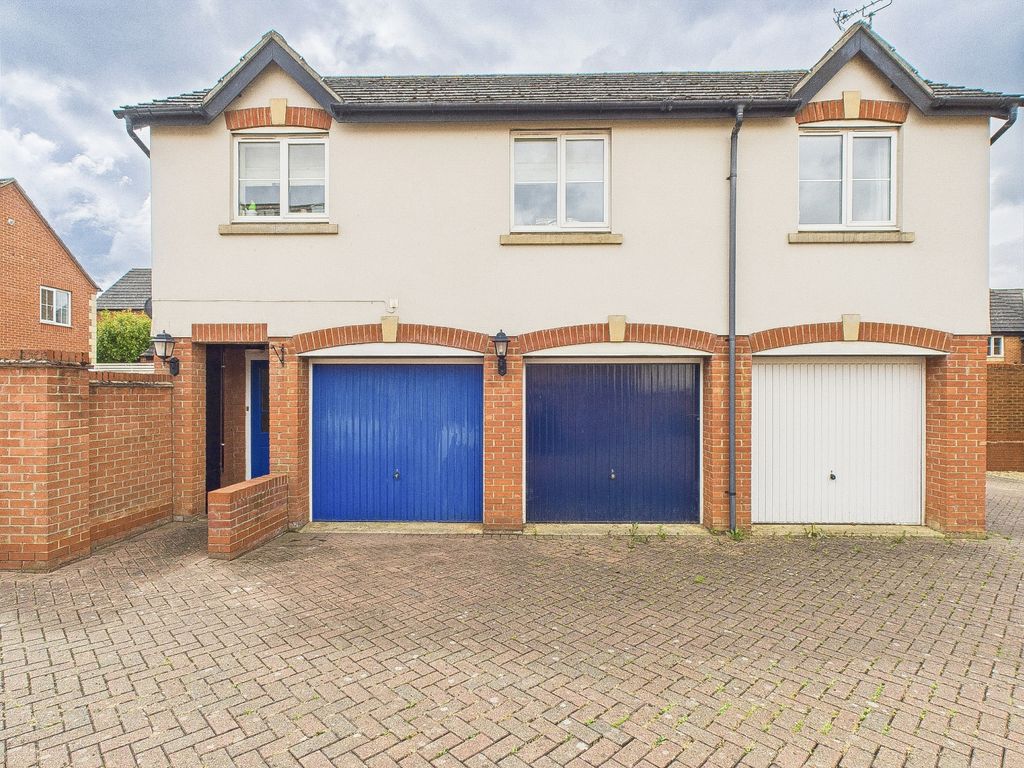 Property photo 1 of 8 Cam01909G0-Pr0369-Still002