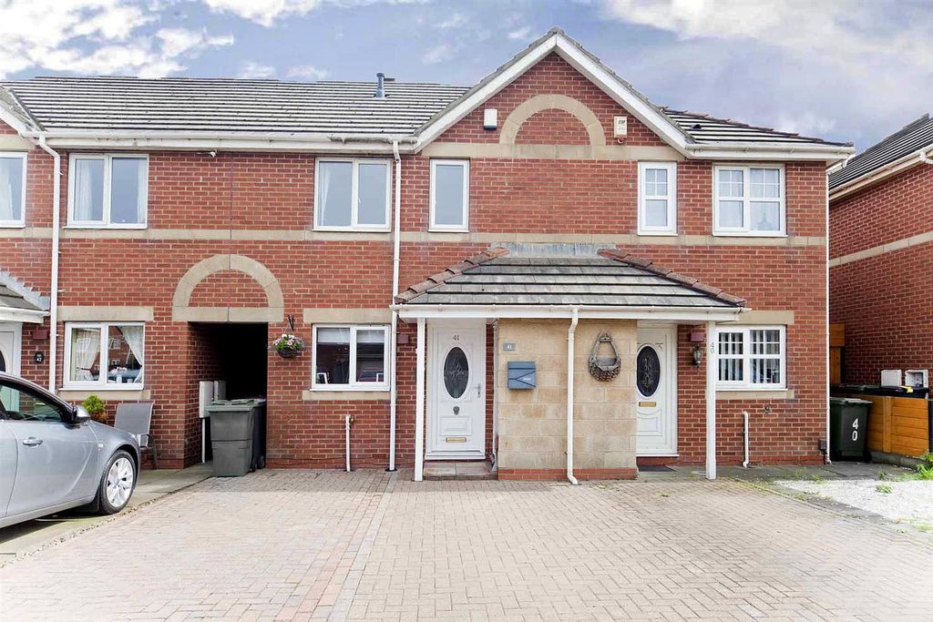 Property photo 1 of 21
