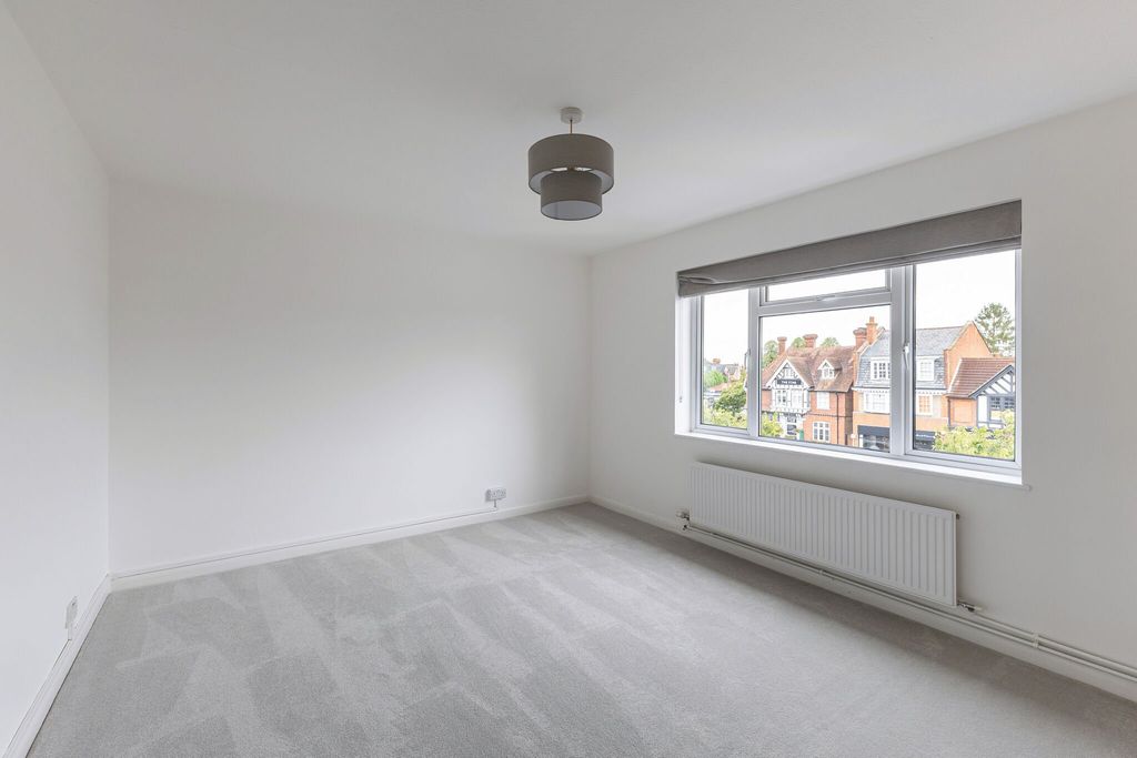 Property photo 3 of 17 Picture No. 06