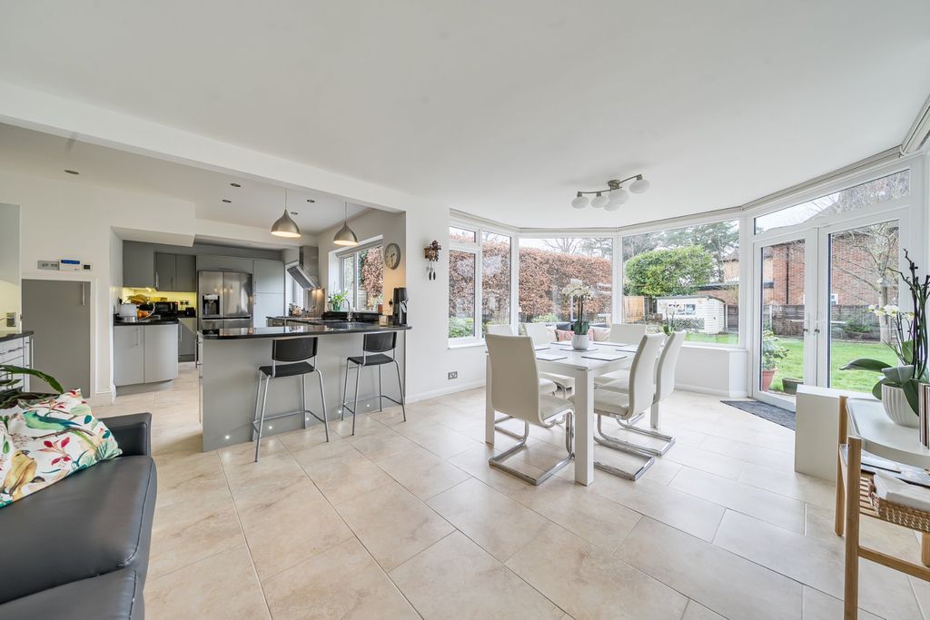 Property photo 3 of 21 Picture No. 09