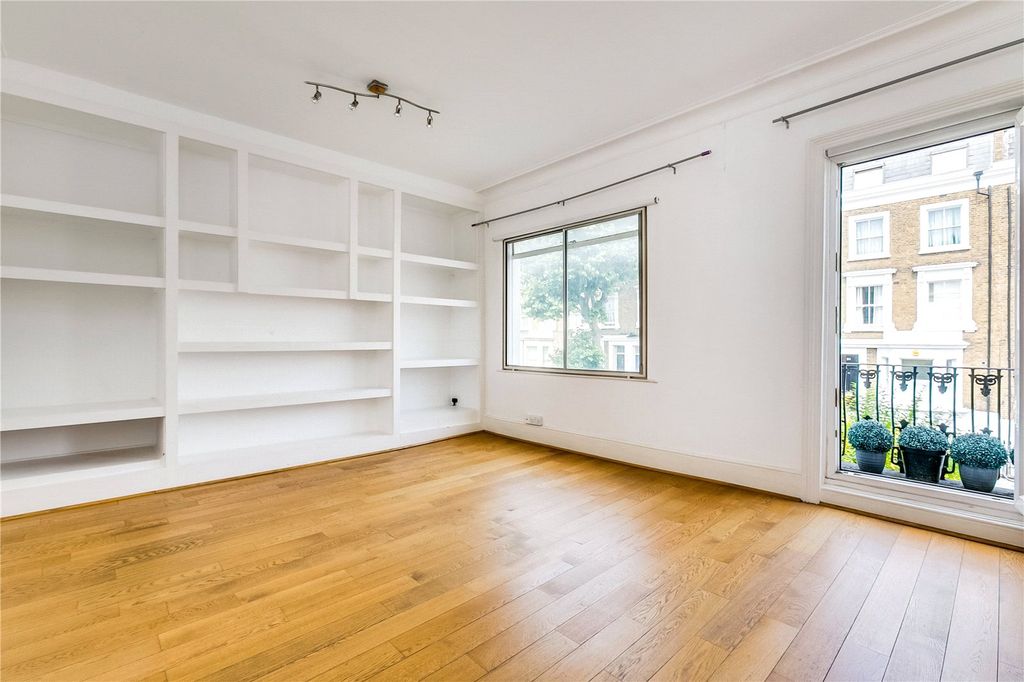 Property photo 2 of 6