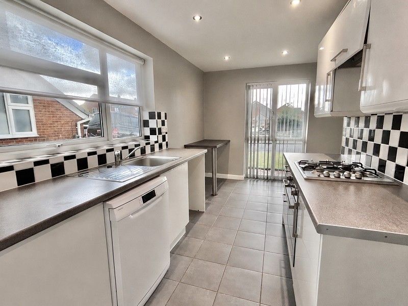 Property photo 3 of 9 Kitchen-Diner