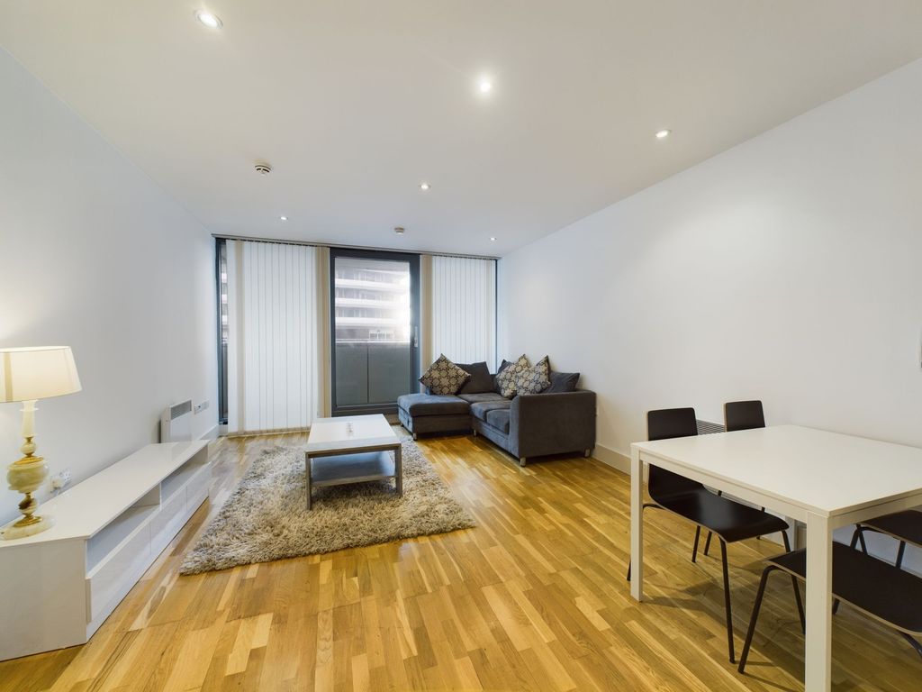 Property photo 2 of 9