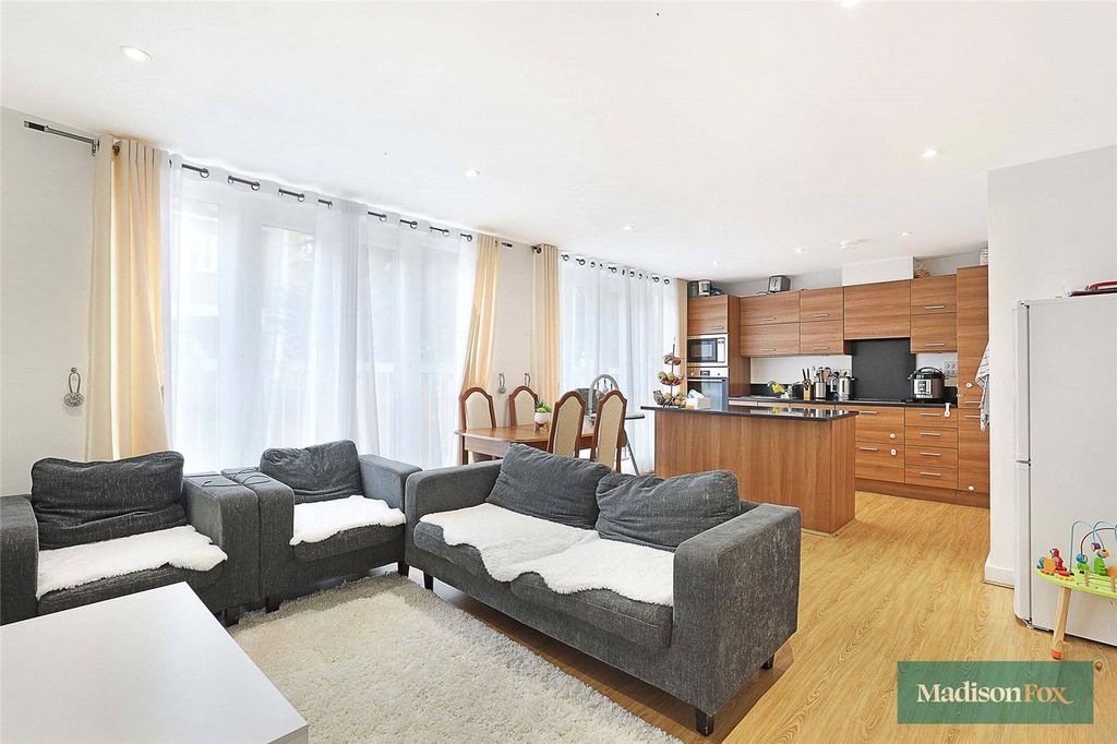 Property photo 2 of 14 Picture No. 27