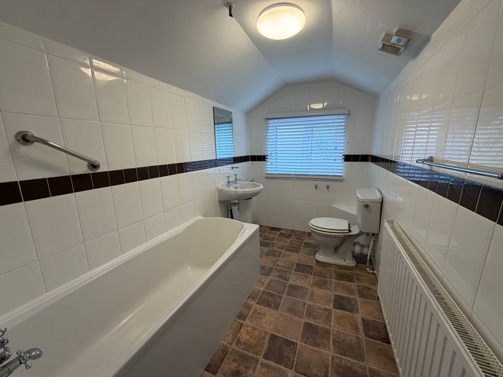 Property photo 3 of 12 Bathroom