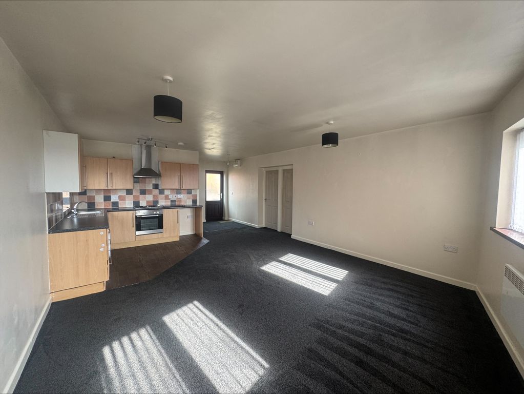 Property photo 3 of 10 Kitchen/Living/Dining