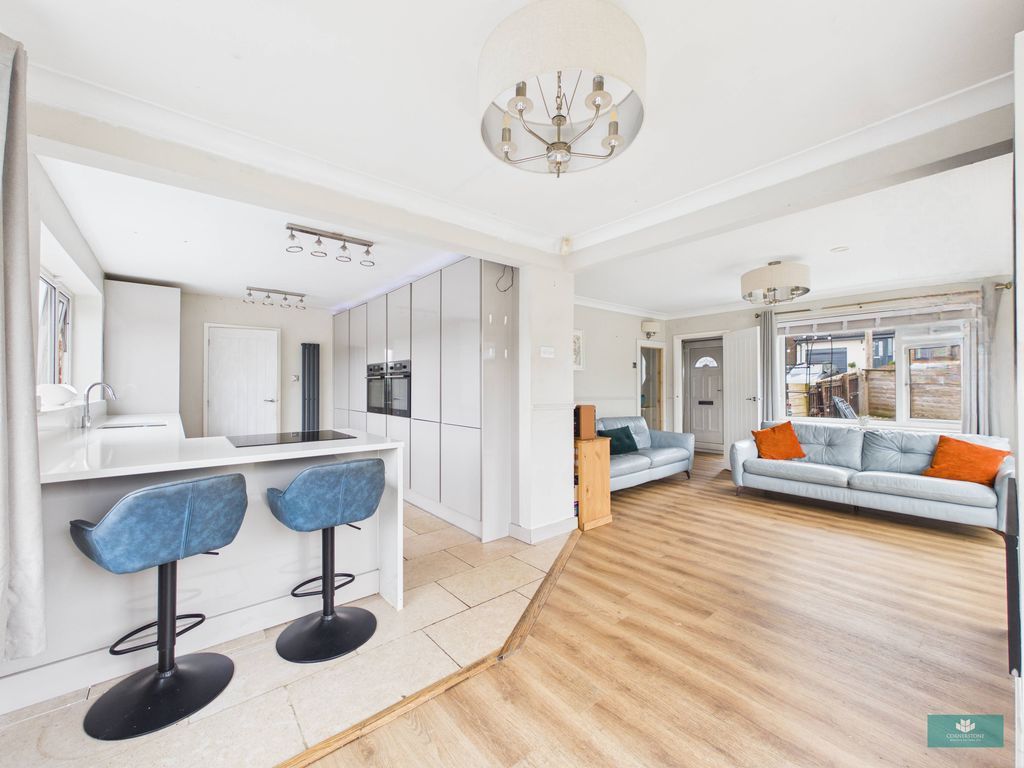 Property photo 2 of 19 Photo 10