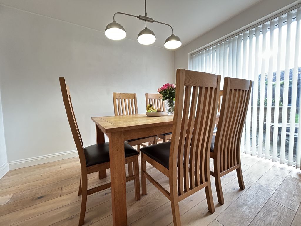 Property photo 3 of 17 Img_5319