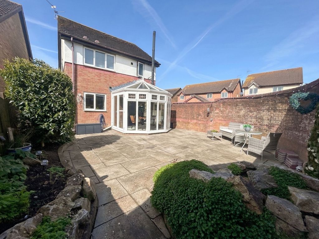 Property photo 3 of 31