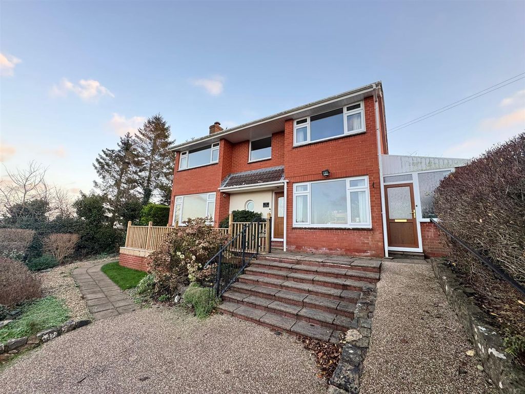 Property photo 1 of 22 Front