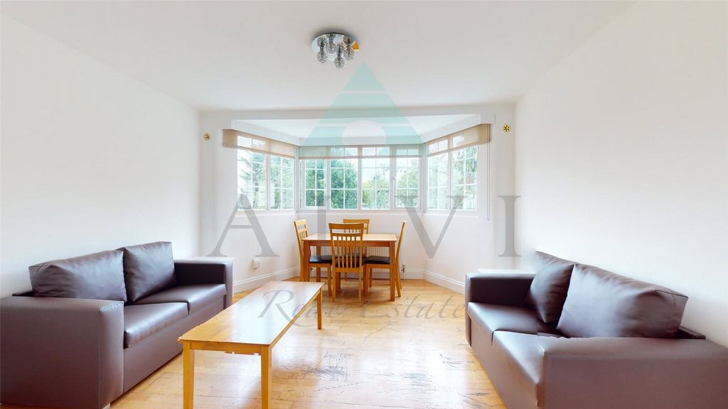 Property photo 3 of 20 Picture No. 28