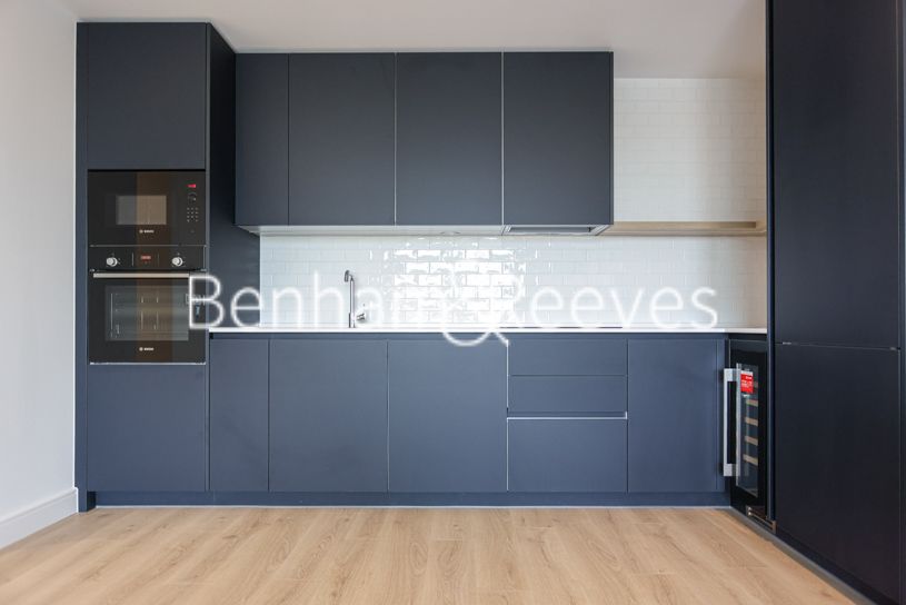 Property photo 3 of 26