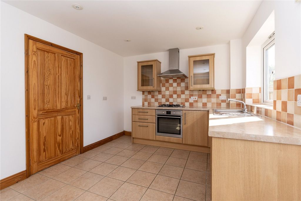 Property photo 3 of 15 Picture No. 15
