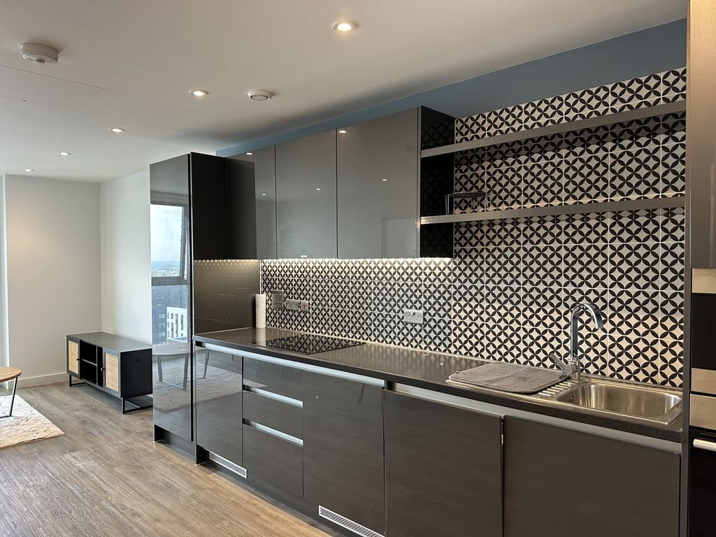 Property photo 1 of 14 Img_7023