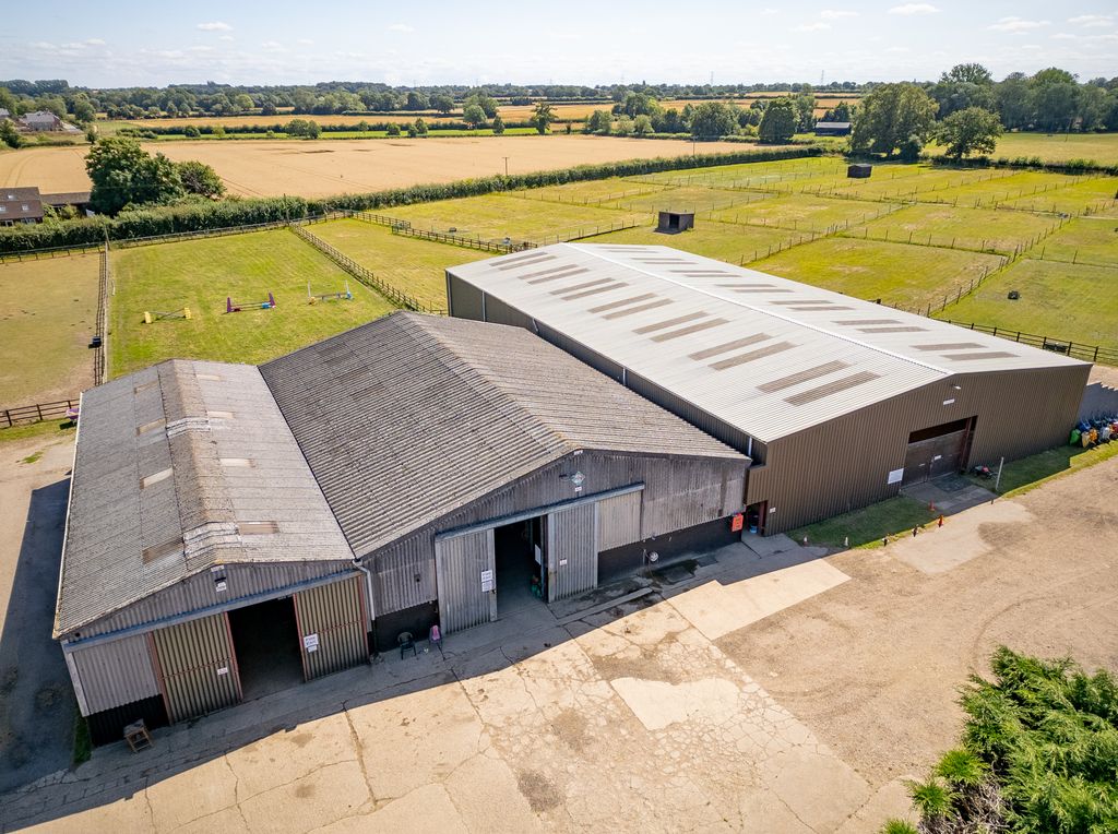 Property photo 3 of 29 Dji_0256