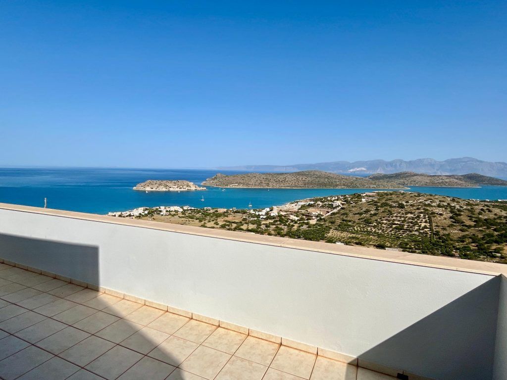 Property photo 3 of 50