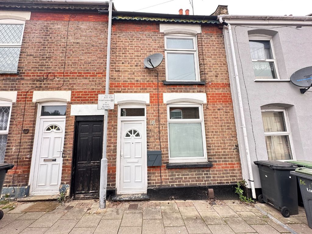 Property photo 1 of 8 4093281