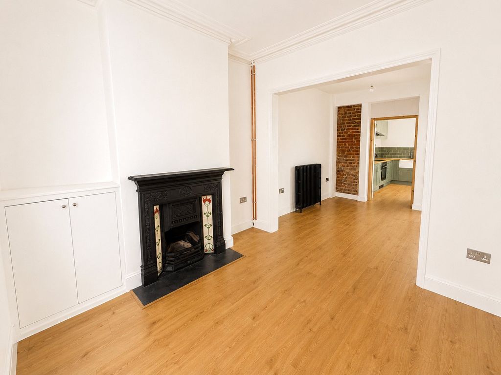 Property photo 3 of 11 Picture No. 25