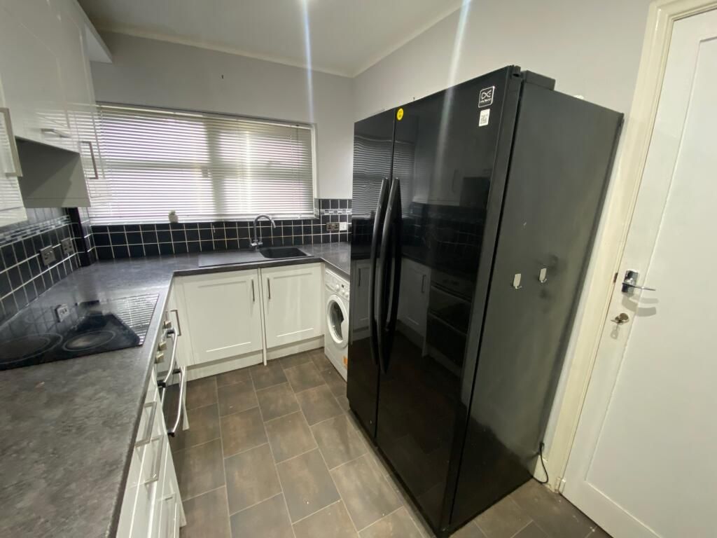 Property photo 2 of 12 Image