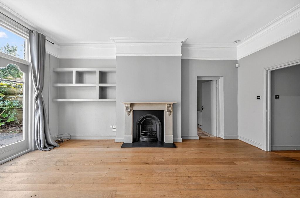 Property photo 3 of 16 1434717-8-69c3Eb5...