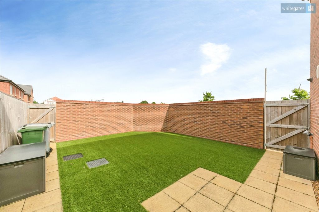 Property photo 2 of 29 Picture No. 24