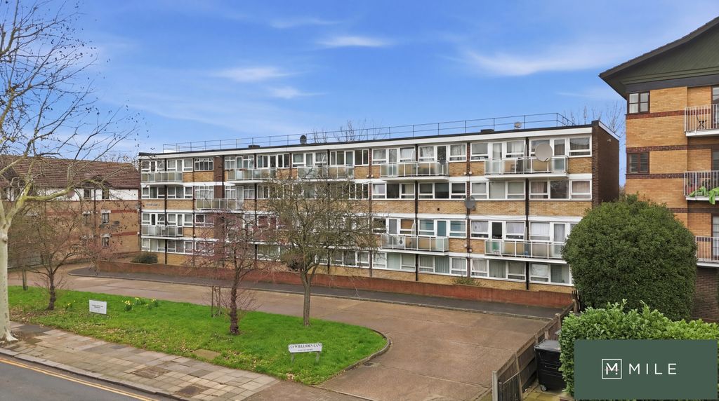 Property photo 3 of 10