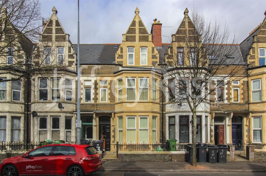Property photo 1 of 9 3, 25 Marlborough Road External 1.Jpg
