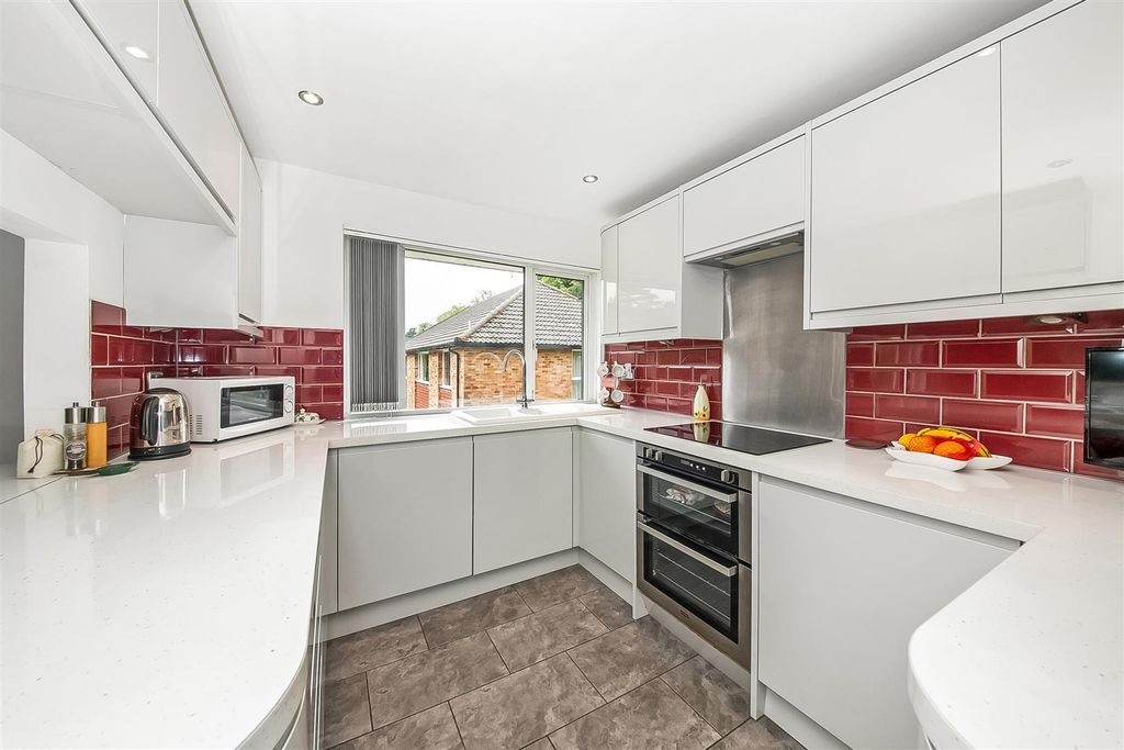 Property photo 1 of 14 Kitchen